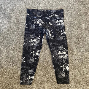 Balance Collection Black/White Floral Leggings